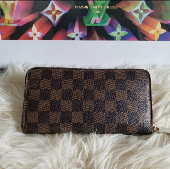 Louis Vuitton Zippy Damier Ebene Long Wallet - Picture 13 of 15